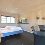 4 Bedroom Pet Friendly In Romo *