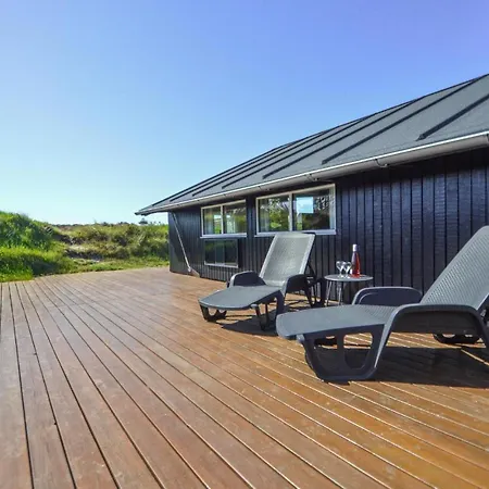 Stunning Home In Romo With Sauna Nyaraló *